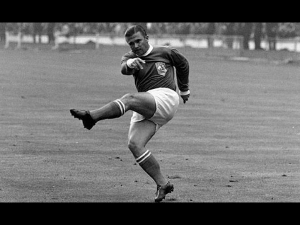 Top 10 cầu thủ xuất sắc nhất bóng đá - Ferenc Puskas 